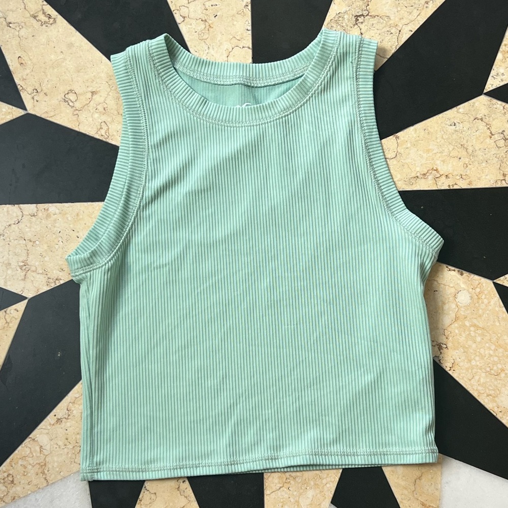 Hollister High Neck slightly cropped tank top